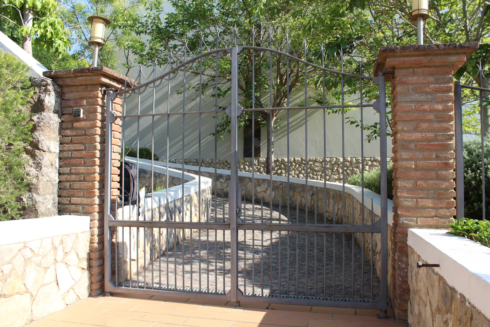 Exemplo de Portões e Portas Personalizadas